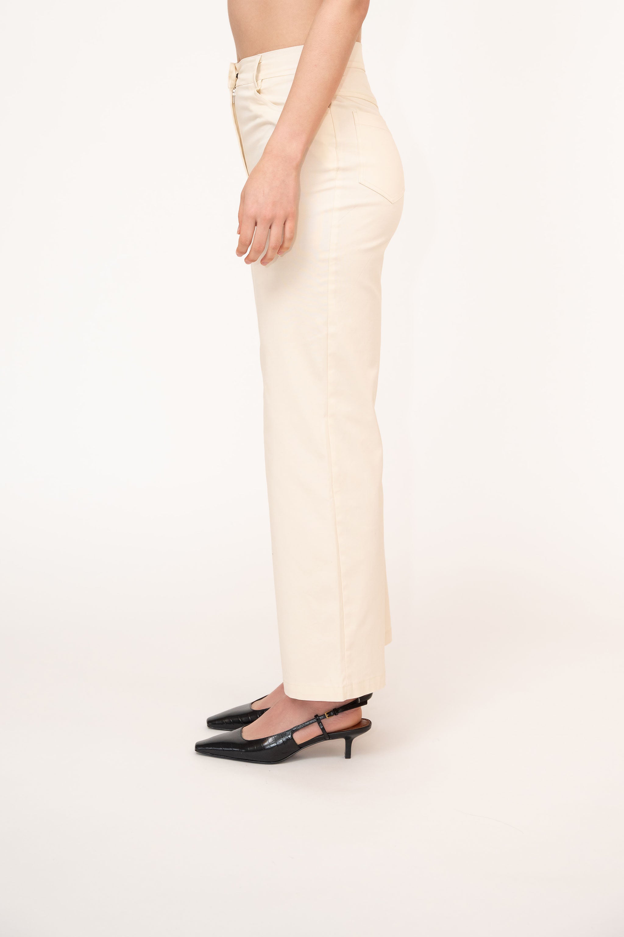 Off-White Cotton Cropped Straight Leg Casual Trousers